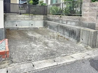 既存カーポート・伸縮門扉撤去