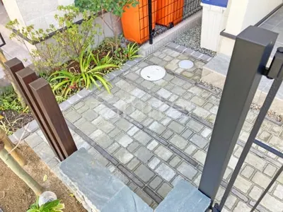 インターロッキング ユニソン カッシア