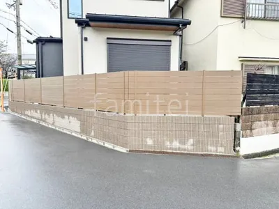 ブロック塀 （化粧ブロック） ユニソン ジャスティ  人工木・樹脂 フェンス（木調） グローベン プラドone 目隠し 木調・ラティス 樹脂