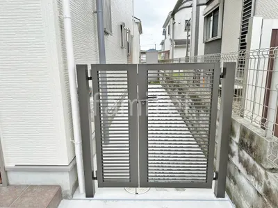 親子両開き 門扉 LIXIL AB YR2型 細横桟 