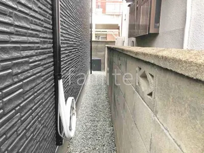 犬走り 防犯砂利敷き バラス砕石 防草シート加工