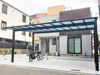 本体色 カームブラック 屋根色 クリアマット