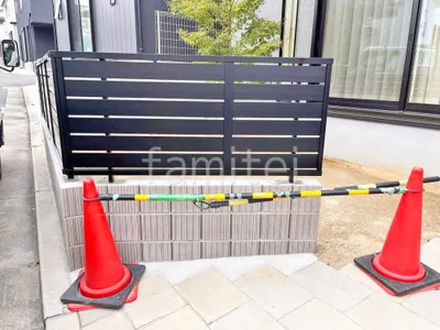 ブロック塀 （化粧ブロック） ユニソン リゲル  アルミ形材 フェンス LIXIL AB YS3型 横スリット3 目隠し