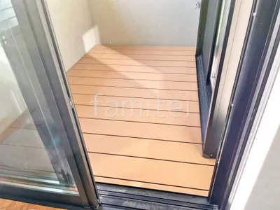 人工木デッキ  LIXIL 人工木 樹ら楽ステージ 