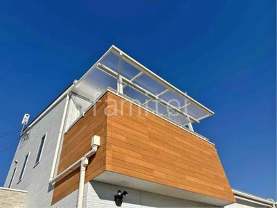 ２階ベランダ屋根  YKKAP ソラリアF フラット屋根 スタンダード 壁付
