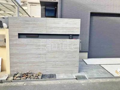 門柱 壁タイル貼り タカショー 木製調セラ ウォール RC杉板 郵便受けポスト YKKAP エクステリアポストG3型