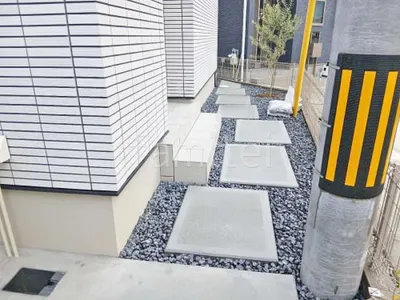 玄関アプローチ 土間コンクリート