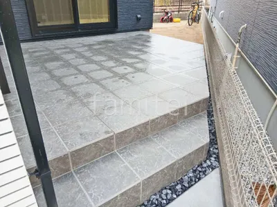 タイルデッキ 壁2面  LIXIL グレイスランド ベーシック