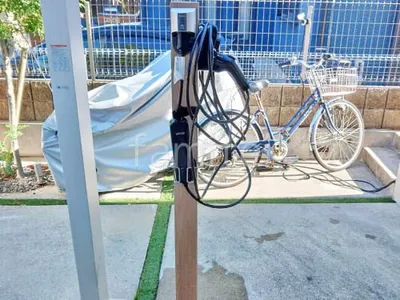 充電ポール LIXIL EVコンセントポール100角