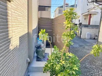 人工木・樹脂 フェンス（木調） F＆F ニコボード 高尺タイプ 目隠し 木調・ラティス 樹脂