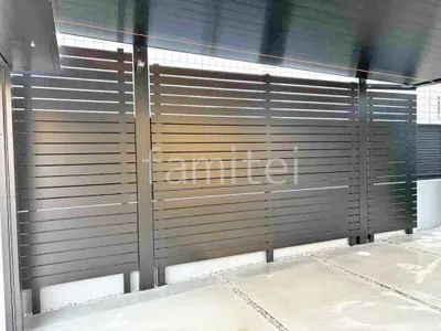 側面スクリーン