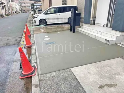 玄関アプローチ 土間コンクリート 機能門柱 三協アルミ フレムスLight P型