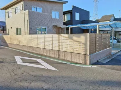 ブロック塀 （化粧ブロック） ユニソン シャモティ  アルミ形材 フェンス LIXIL AB YS3型 横スリット3 目隠し