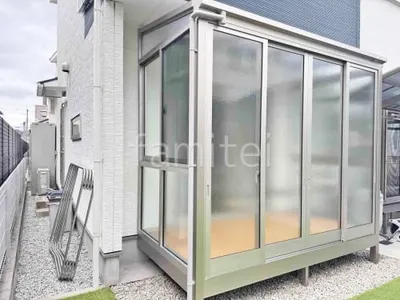 本体色 プラチナステン 屋根色 トーメイマット 床色 ベージュ