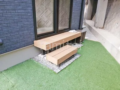 人工木デッキ  LIXIL 人工木 樹ら楽ステージ 