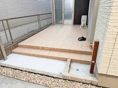 タイルデッキ 壁2面  LIXIL グレイスランド ベーシック