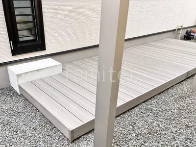 人工木デッキ  LIXIL 人工木 木彫 樹ら楽ステージ 