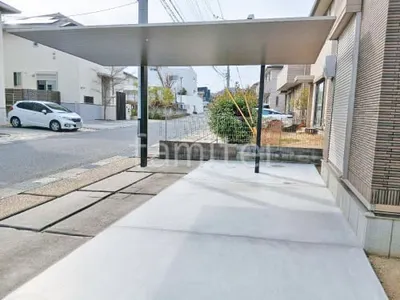 屋根色 シャイングレー