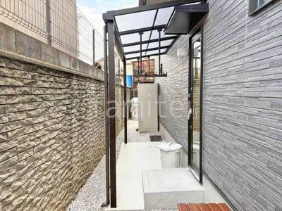 １階テラス屋根 （雨除け） YKKAP ソラリアF フラット屋根 スタンダード 壁付