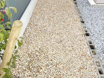 犬走り ジャミ敷き 防草シート加工