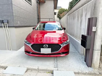 駐車場ガレージ床 土間コンクリート 床洗い出し仕上げ