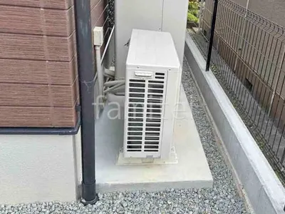 犬走り 防犯砂利敷き バラス砕石 防草シート加工