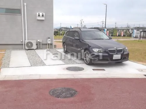 駐車場ガレージ床 轍(わだち) 土間コンクリート 防犯砂利目地 バラス砕石敷きデザイン