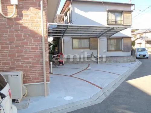 ガレージまわり 駐車場屋根 土間コンクリート