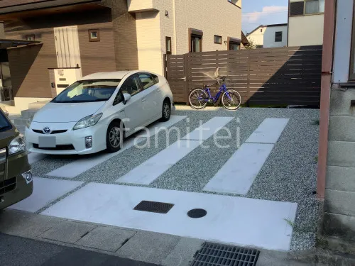 駐車場ガレージ床 轍(わだち) 土間コンクリート バラス