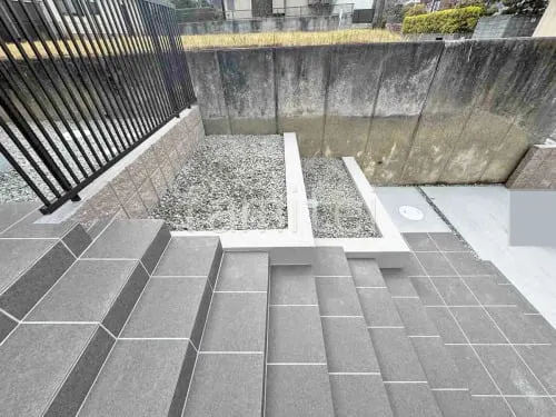 土留め塗り壁 タカショー ジョリパット塗装