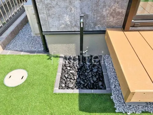 レンガ囲い水受け(パン) 洗い場 化粧砂利 東洋工業 ナチュラルストーン クロタマ