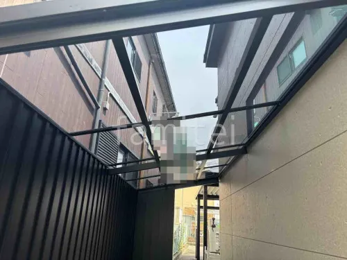 本体色 ブラック 屋根色 ブルースモーク