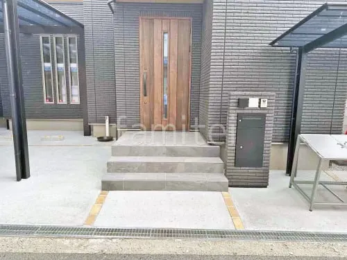 機能門柱 施主支給 玄関アプローチ階段 床タイル貼り 施主支給