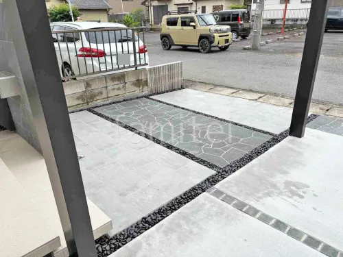  玄関アプローチ 床タイル貼り タカショー セラレバンテ 床石貼り 乱形石 石英岩