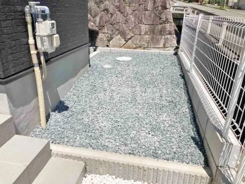 防犯砂利敷き バラス砕石 防草シート加工