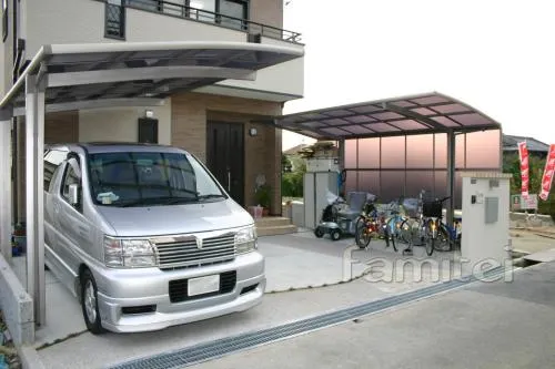 中古】カーポート風の自転車置き場