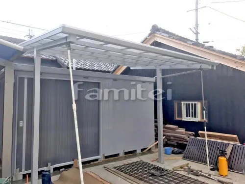 プレハブ 物置 カーポートの屋根付き