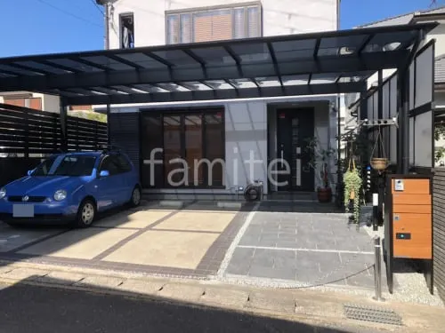 □ドールハウス□クリーム色地バラ柄黒ストライプ壁紙黒茶色の