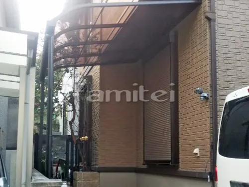 雨除け屋根 三協アルミ レボリューAテラス屋根 1階用 R型アール屋根