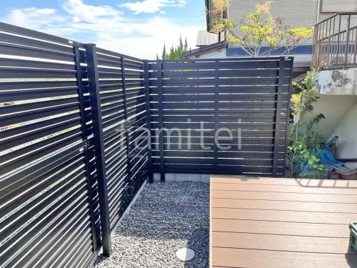 本体色 ブラック