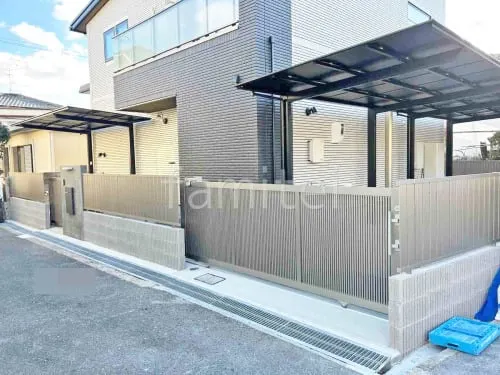 新築シンプル クローズ外構