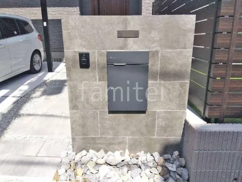 モダン門柱 壁タイル貼り タカショー セラレバンテ 宅配ボックス ユニソン ヴィコDB100 ロックガーデン 栗石敷き イビグレー