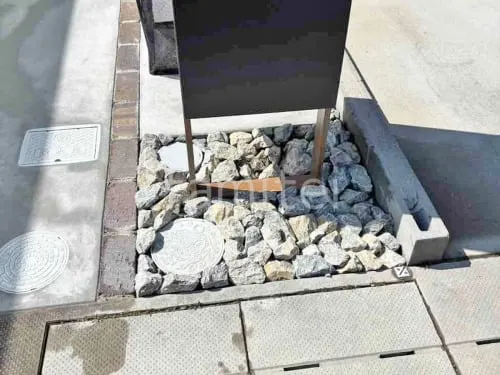 ロックガーデン 栗石敷き 揖斐石