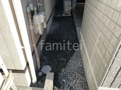犬走り 防犯砂利敷き バラス砕石 防草シート加工