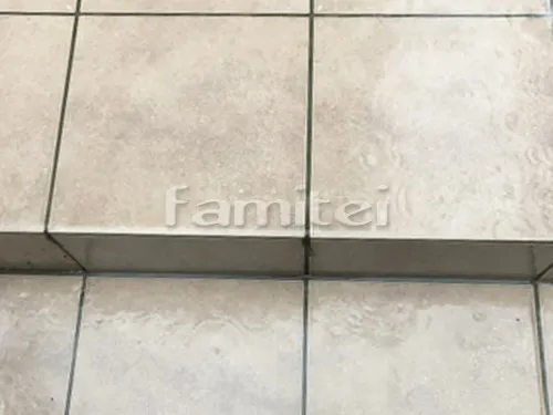 玄関ポーチタイル補修