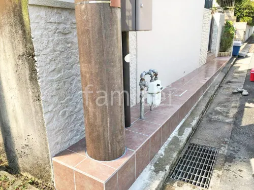 床タイル張り LIXIL フィオ