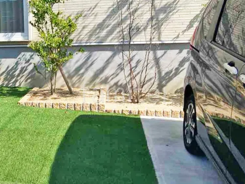 ピンコロ石花壇