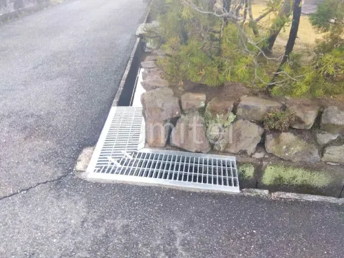 溝蓋(みぞふた) グレーチング