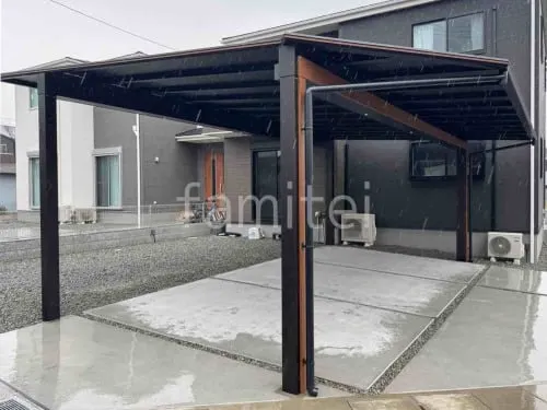 本体色 キャラメルチーク+カームブラック 屋根色 ブラックマット