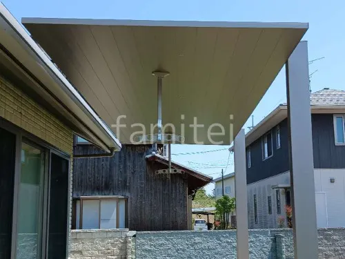 柱色 屋根色 シャイングレー 